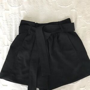 Aritzia tie shorts
